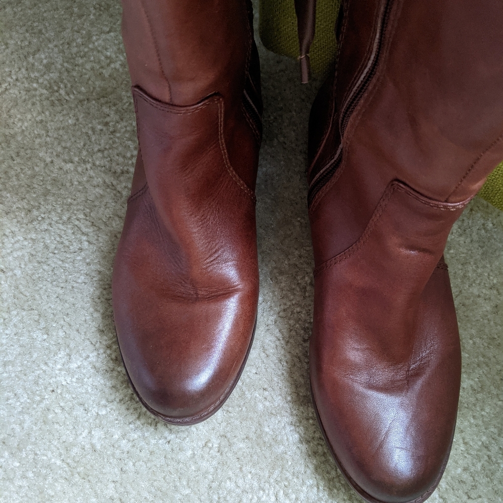 Gianni Bini Bow Boots - Picture 10 of 10